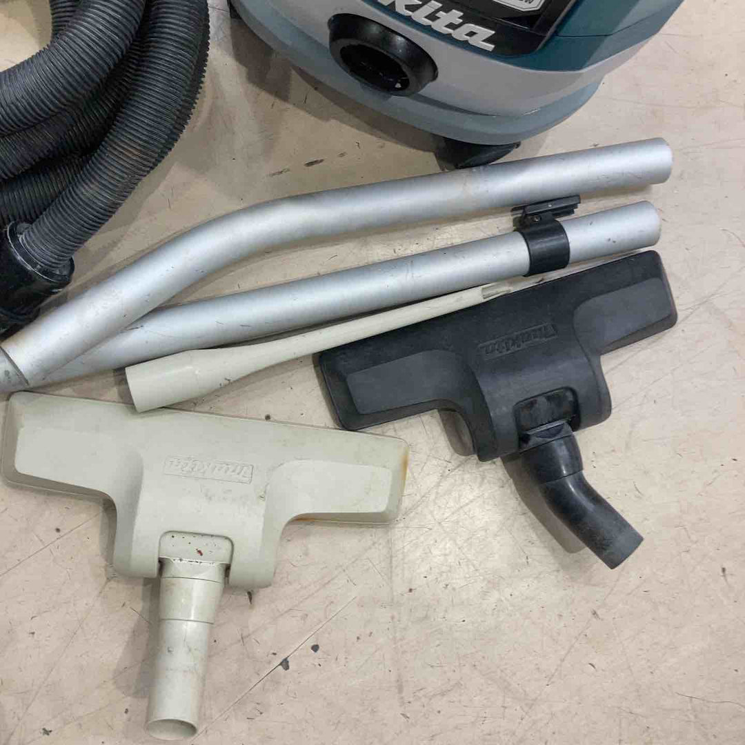 ★マキタ(makita) 集じん機 乾式 VC0830【町田店】