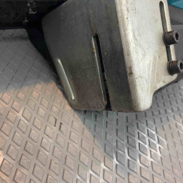 【中古品】マキタ(makita) コードレスバンドソー PB181DZ【所沢店】