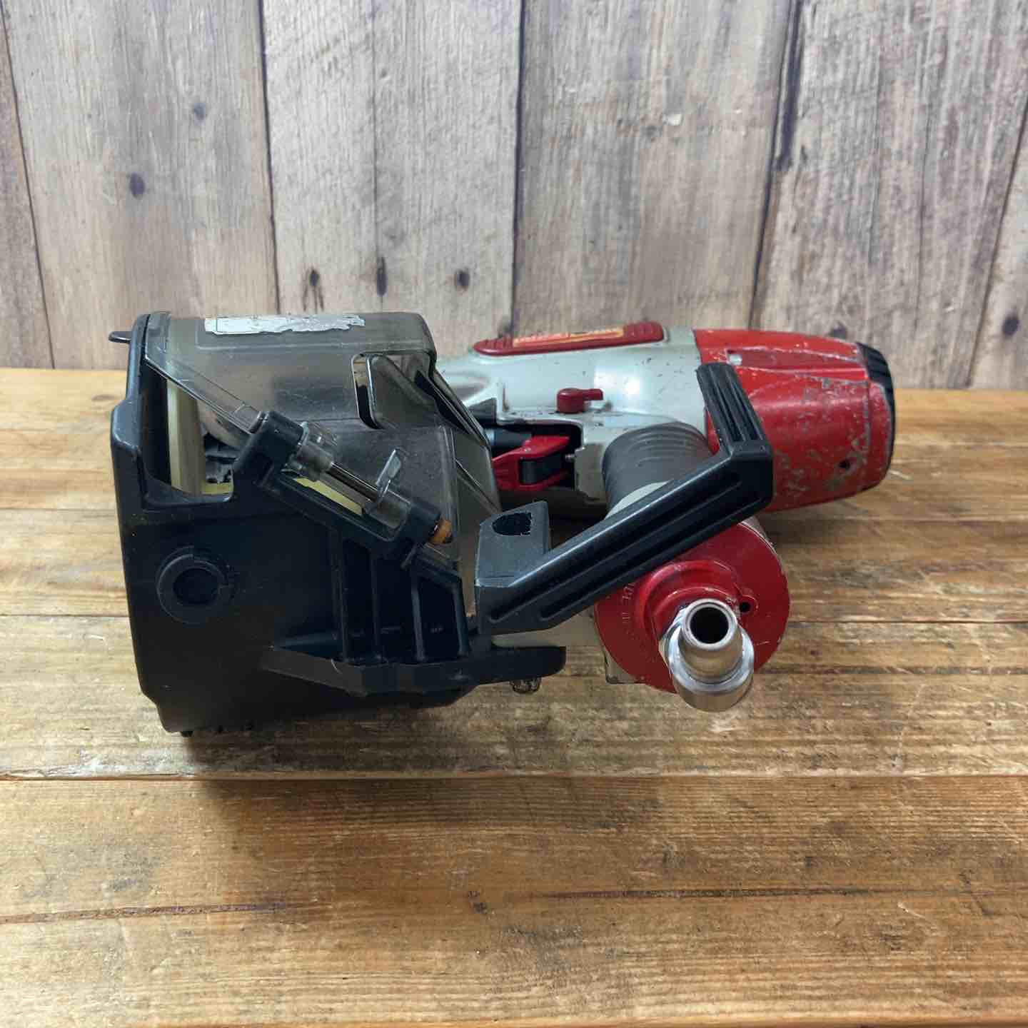 中古品】 ☆マックス(MAX) 常圧エア釘打ち機 CN-565CG 【東大和
