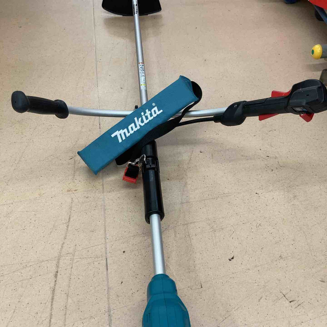 【中古品/店頭受取り限定】マキタ(makita) コードレス刈払機 MUR195UDZ 18V 草刈り【東大和店】