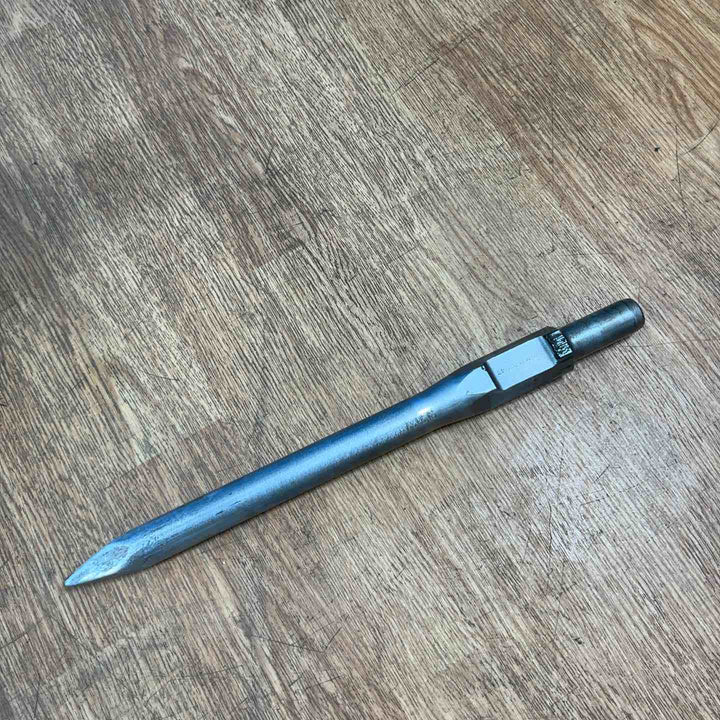 ◇マキタ(makita) ハンマ HM1303 ブルポイント１本おまけ付き！【岩槻店】