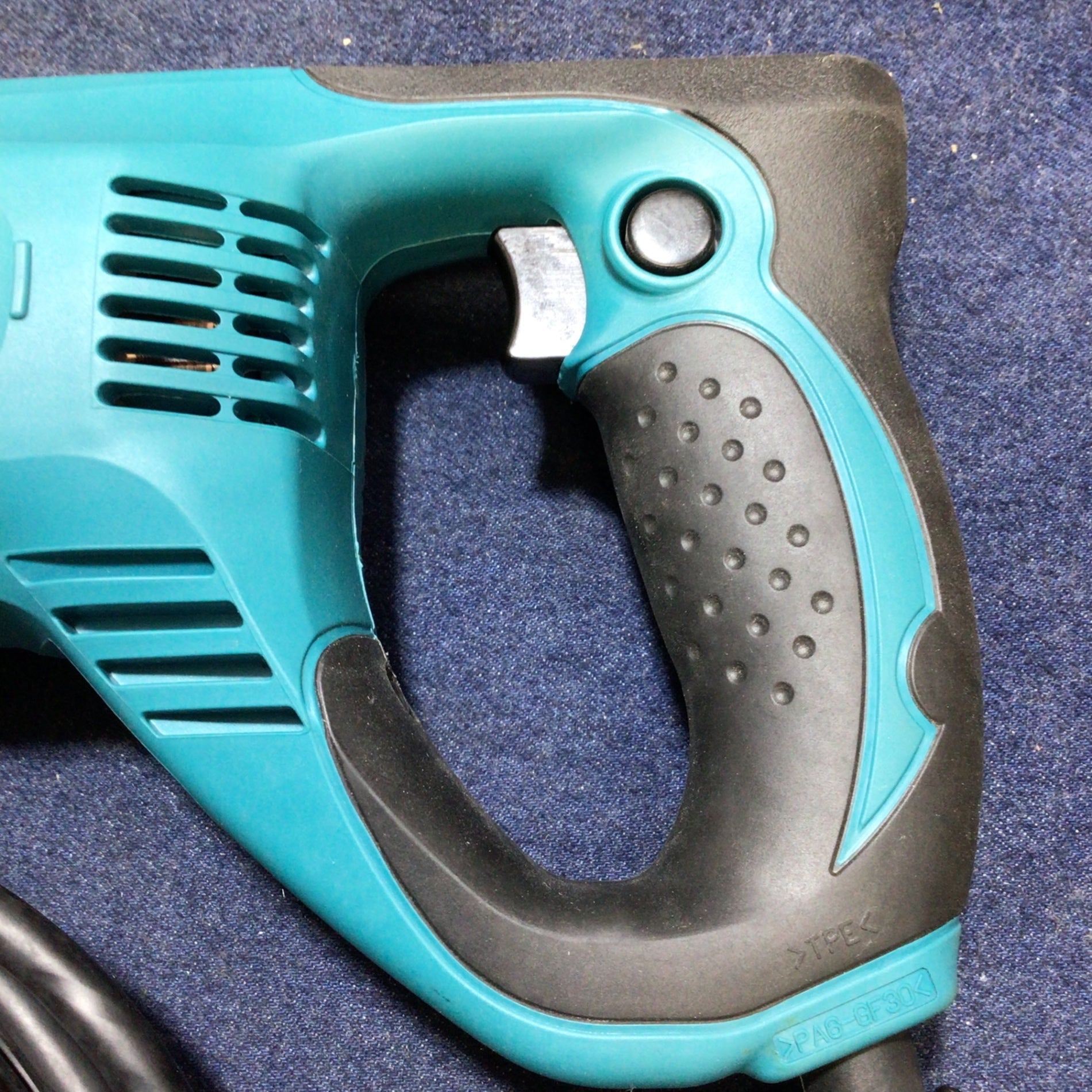 ☆マキタ(makita) 電気ドリル 6305A ブレーキ付【八潮店】 – アクト