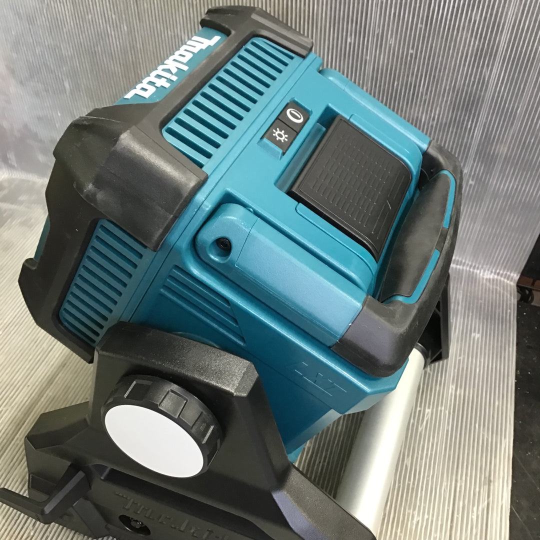 【未使用】マキタ(makita) コードレススタンドライト ML811【草加店】