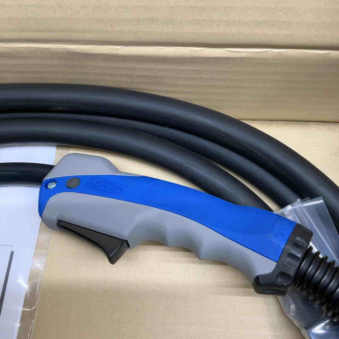 ダイヘン ブルートーチ 半自動溶接 BT5000-45【藤沢店】