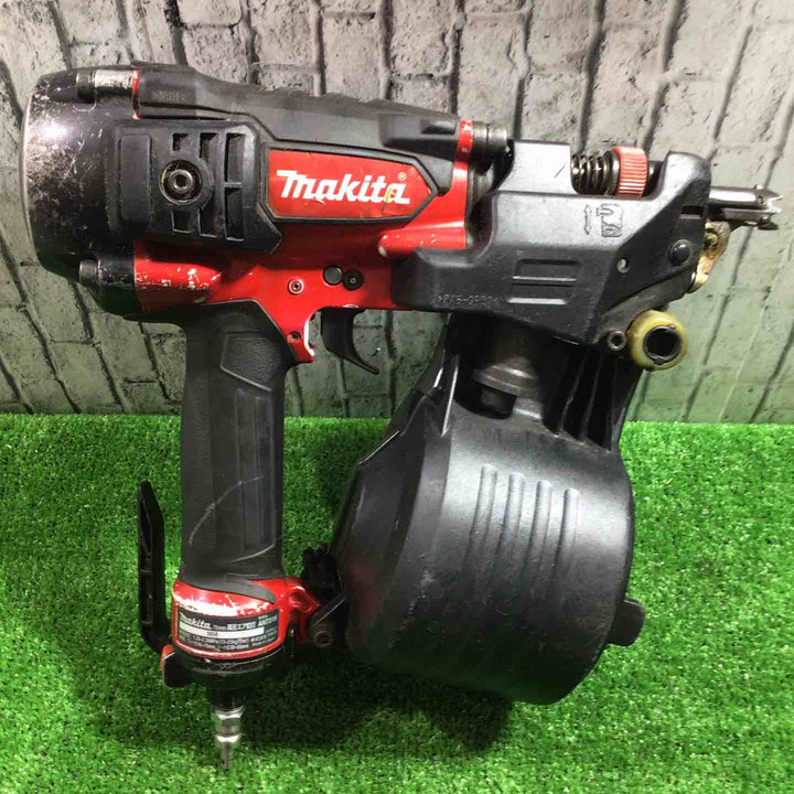 ★マキタ(makita) 高圧エア釘打ち機 AN731H【川口店】