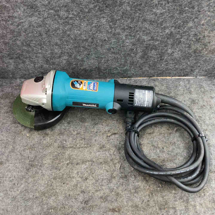 ☆マキタ(makita) 100mmディスクグラインダ 9533B【鴻巣店】