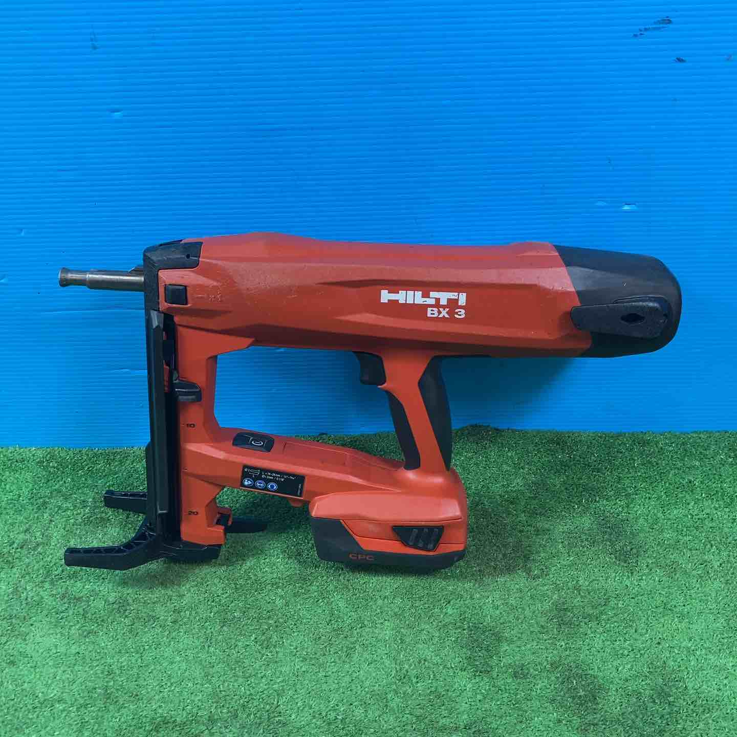☆ヒルティ(HILTI) コードレスコンクリートネイラー BX3-ME-22(BX3 22