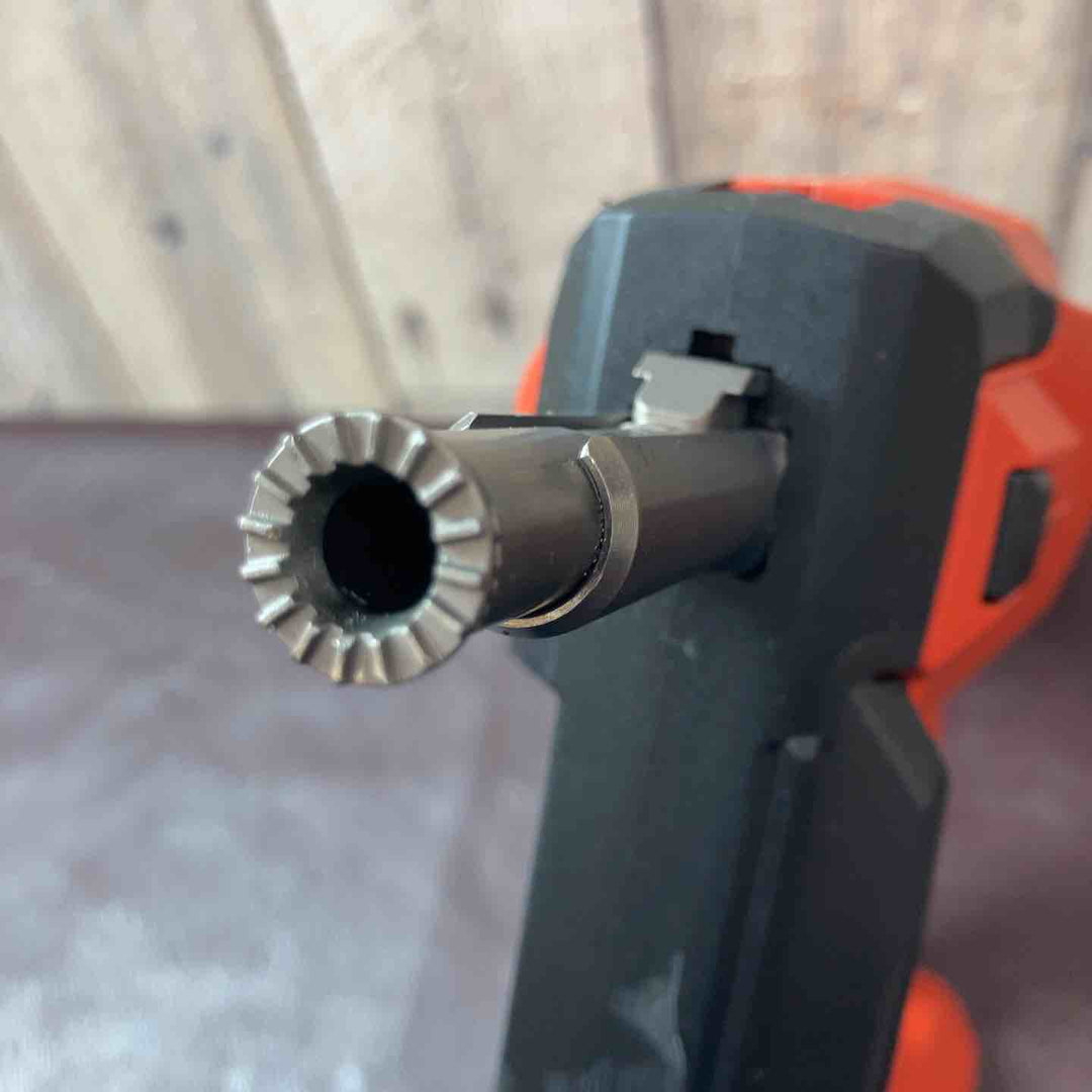 【中古品】 HILTI バッテリー式鋲打ち機 BX3-ME P2/2.6Ahコンボ 充電式鋲打ち機 【東大和店】