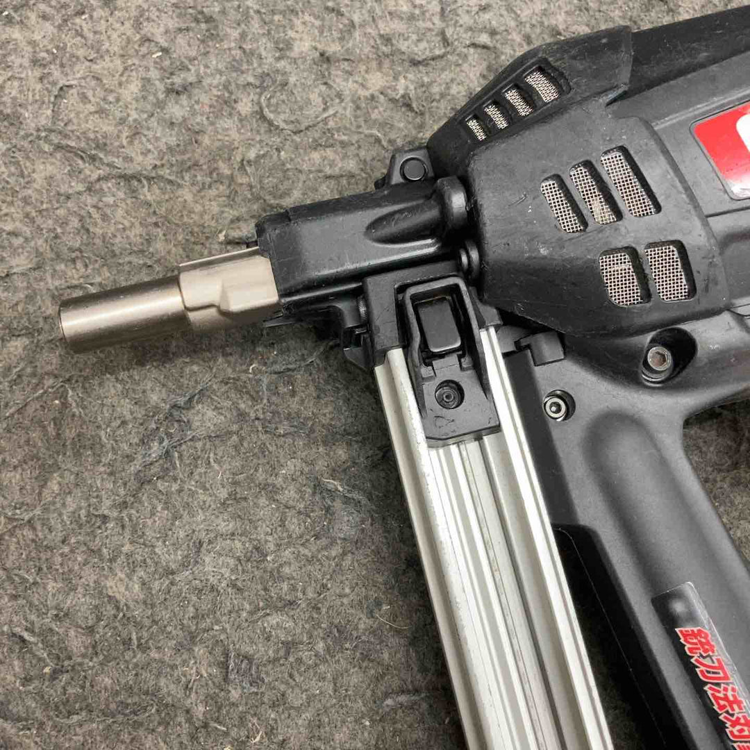 ◇マックス(MAX) コードレスガスネイラ GS-725C ケース(6V1.5Ahバッテリー*2、充電器)【鴻巣店】