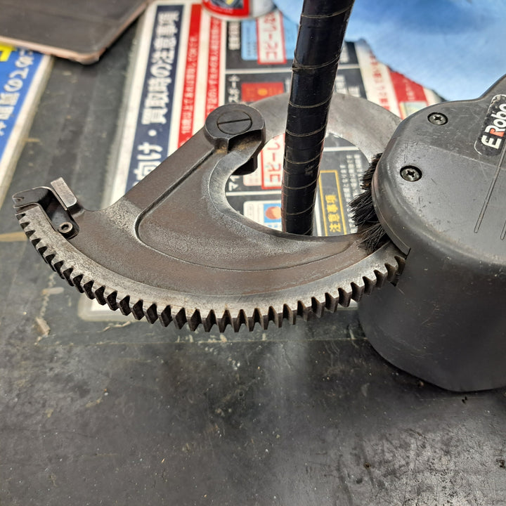◇泉精器(IZUMI) コードレスケーブルカッター REC-50B【岩槻店】