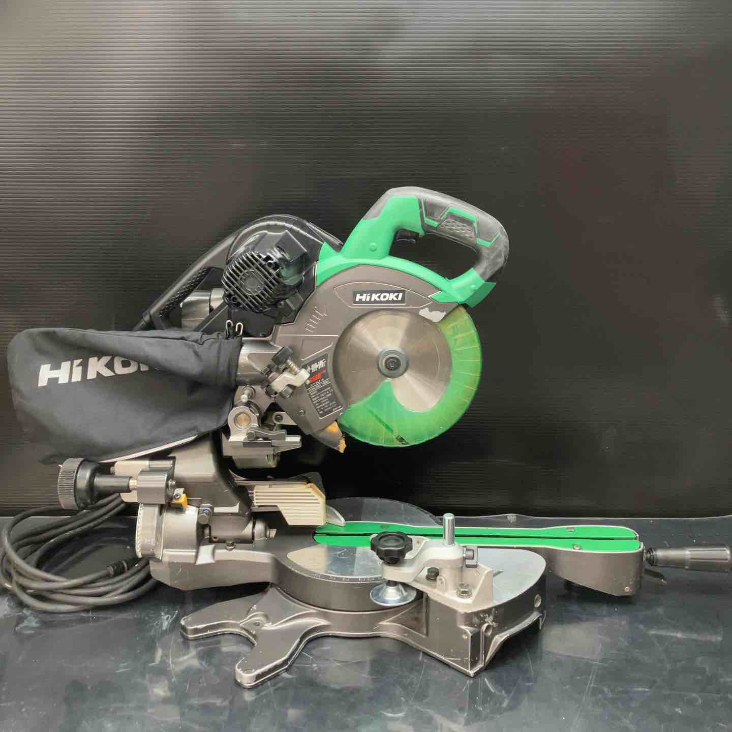 HiKOKI ハイコーキ C7RSHD 190mm 卓上スライド丸のこ【野田愛宕店】【店頭取引限定】【中古】ITQXUGK53IDU Amazon | HiKOKI(ハイコーキ) 卓上スライド丸のこ AC100V 刃径190mm 両