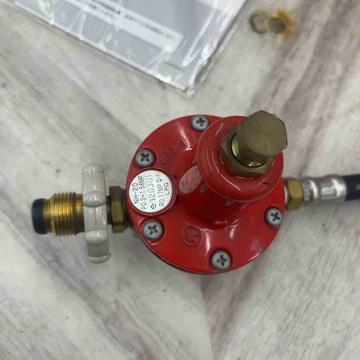 三菱 ガスボンベ式発電機 MGC900GPA01【越谷店】