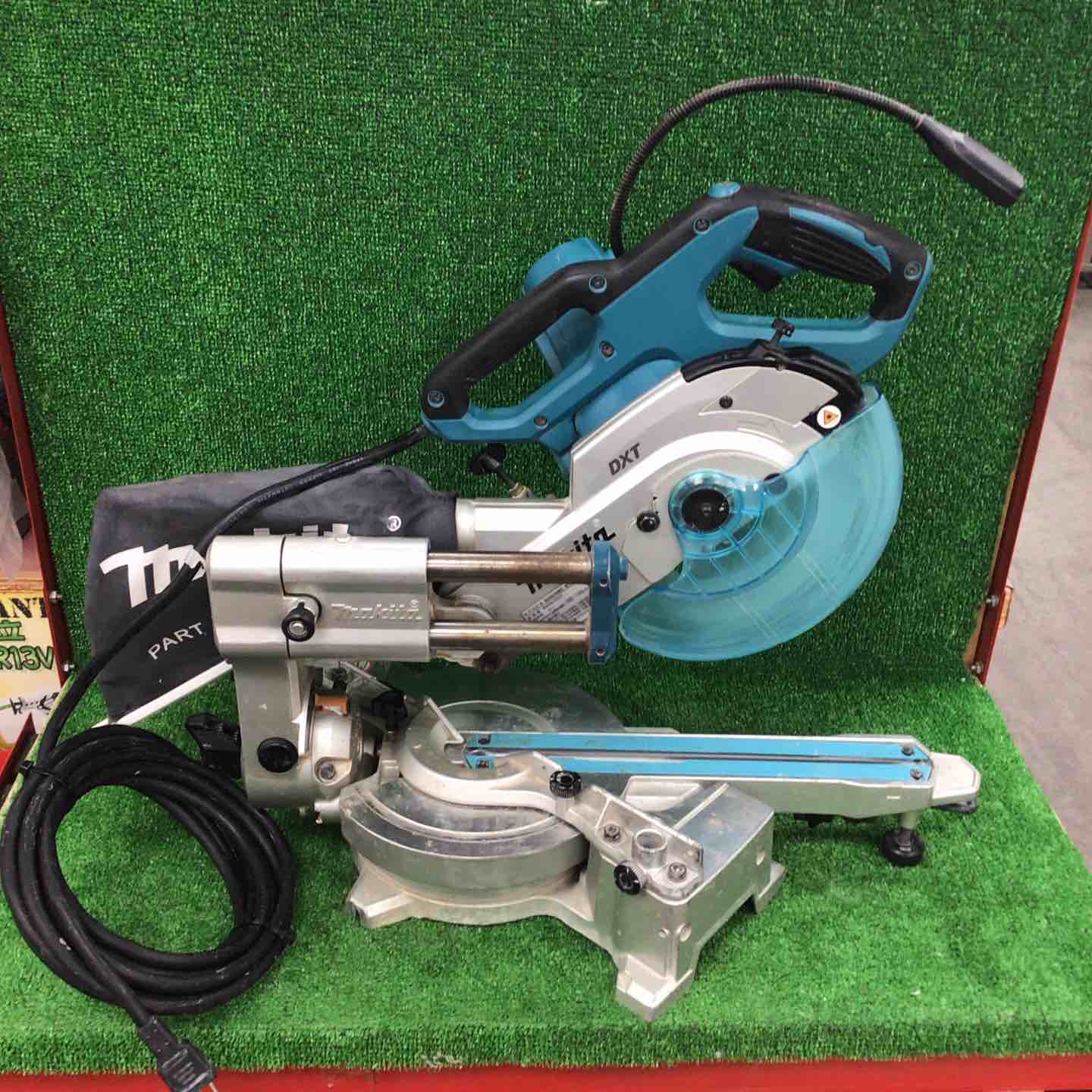 ★マキタ(makita) スライドマルノコ LS0613FL【川崎店】 43Kj2QjuKpRc3JsOc84OxPg8uJ1p1g