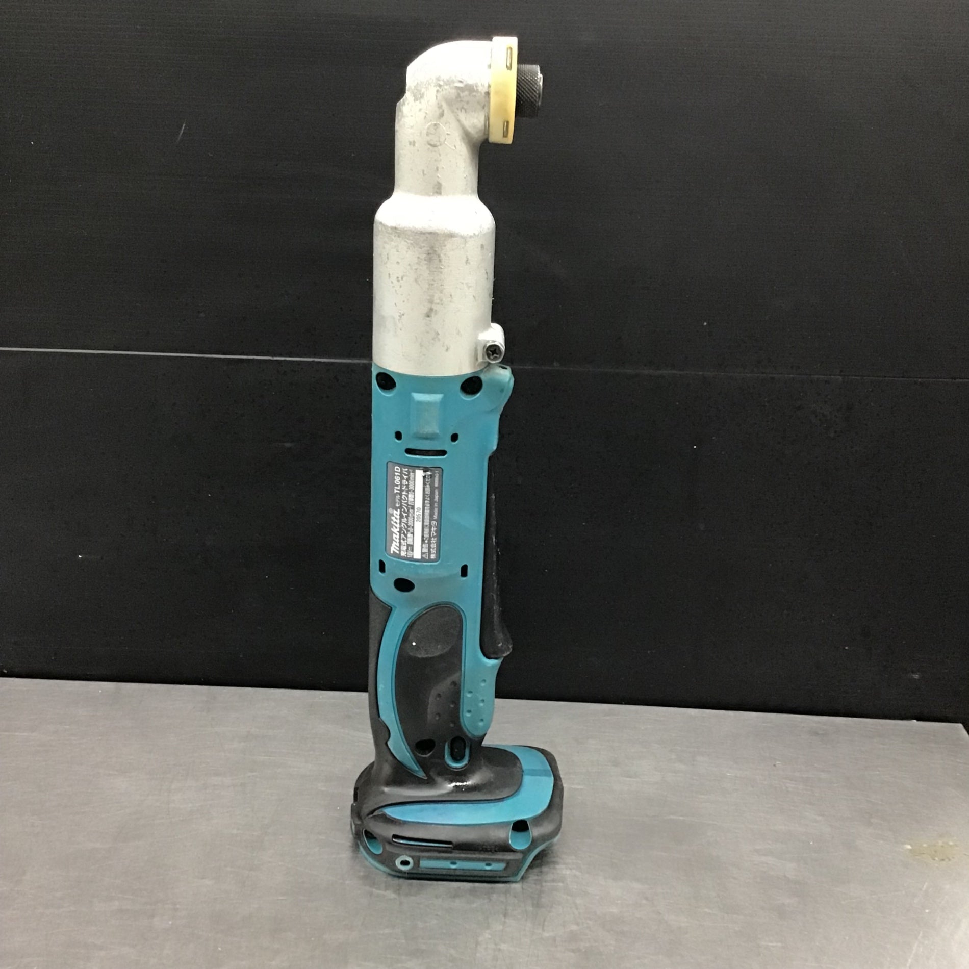 ☆マキタ(makita) 充電式アングルインパクトドライバ 18V TL061DZ