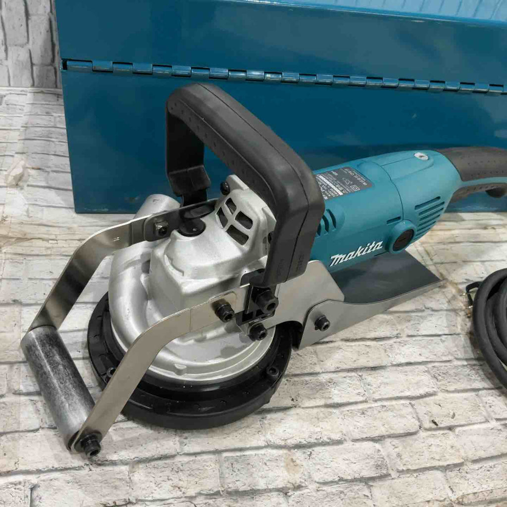 ☆マキタ(makita) 125mm電子コンクリートカンナ PC5001C【川口店
