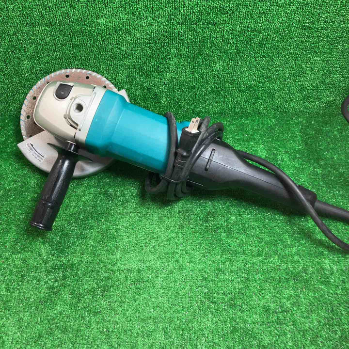 ☆マキタ(makita) 180mm電子ディスクグラインダ GA7011C【川崎店】