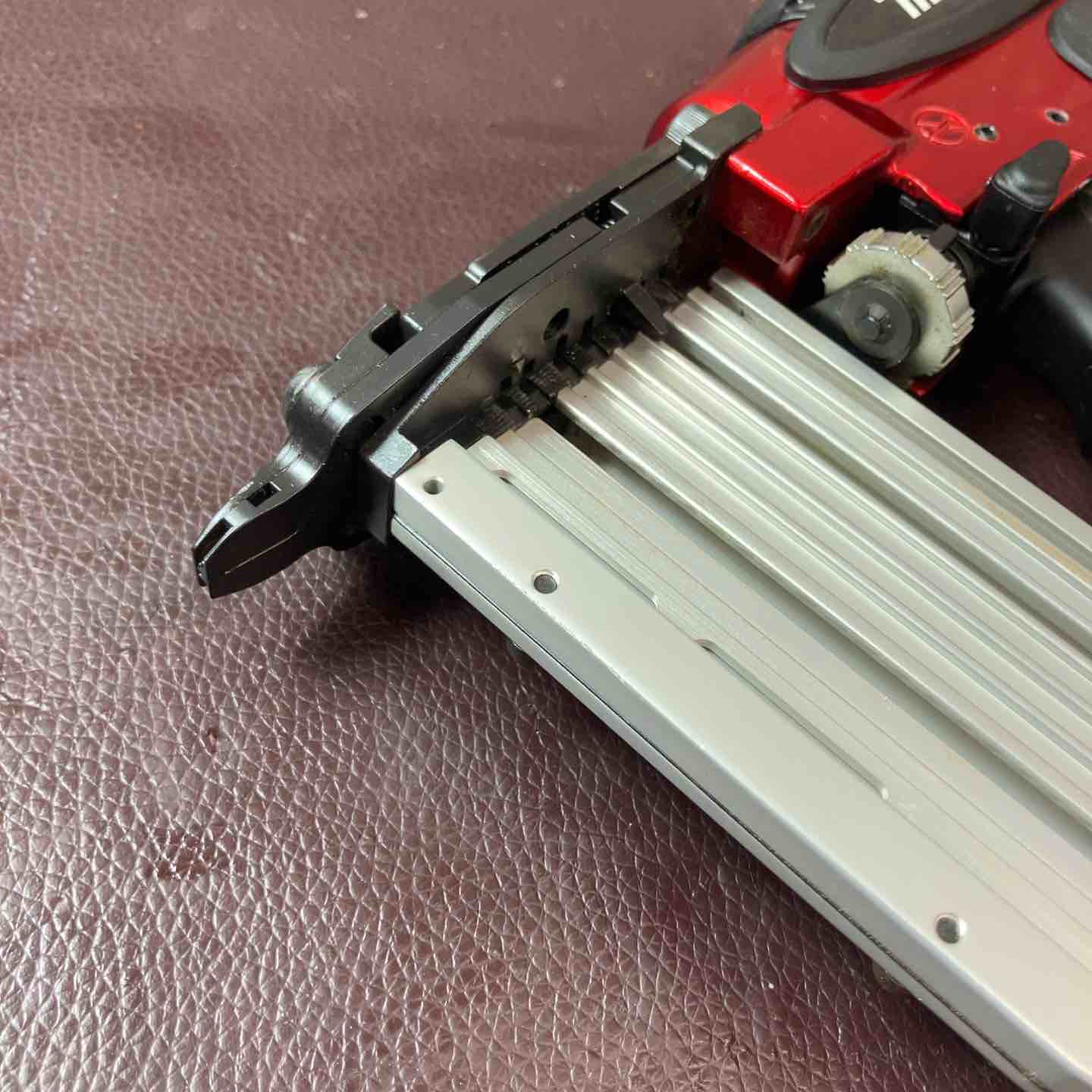 【中古品】★マキタ(makita) 高圧ピンネイラ AF501HP【東大和店】 中古品】☆マキタ(makita) 高圧ピンネイラ AF501HP【東大和店