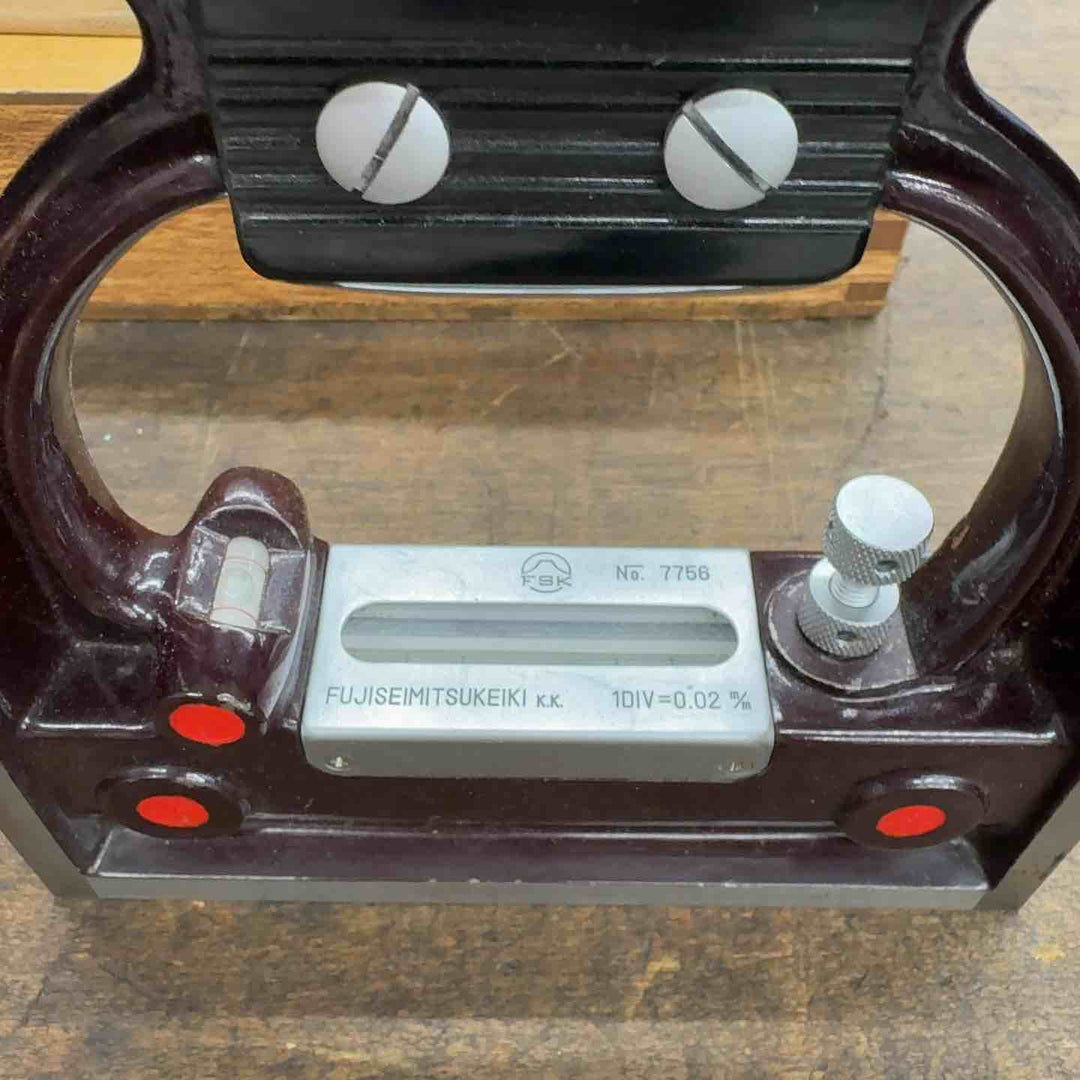 富士精密計器製作所 精密角型水準器 No,7756 サイズ150 0.02m/ｍ【八潮店】