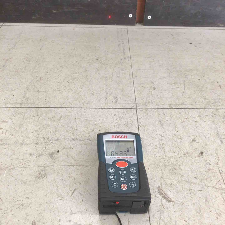 【中古品】 ボッシュ/BOSCH レーザー距離計 DLE50 【鴻巣店】