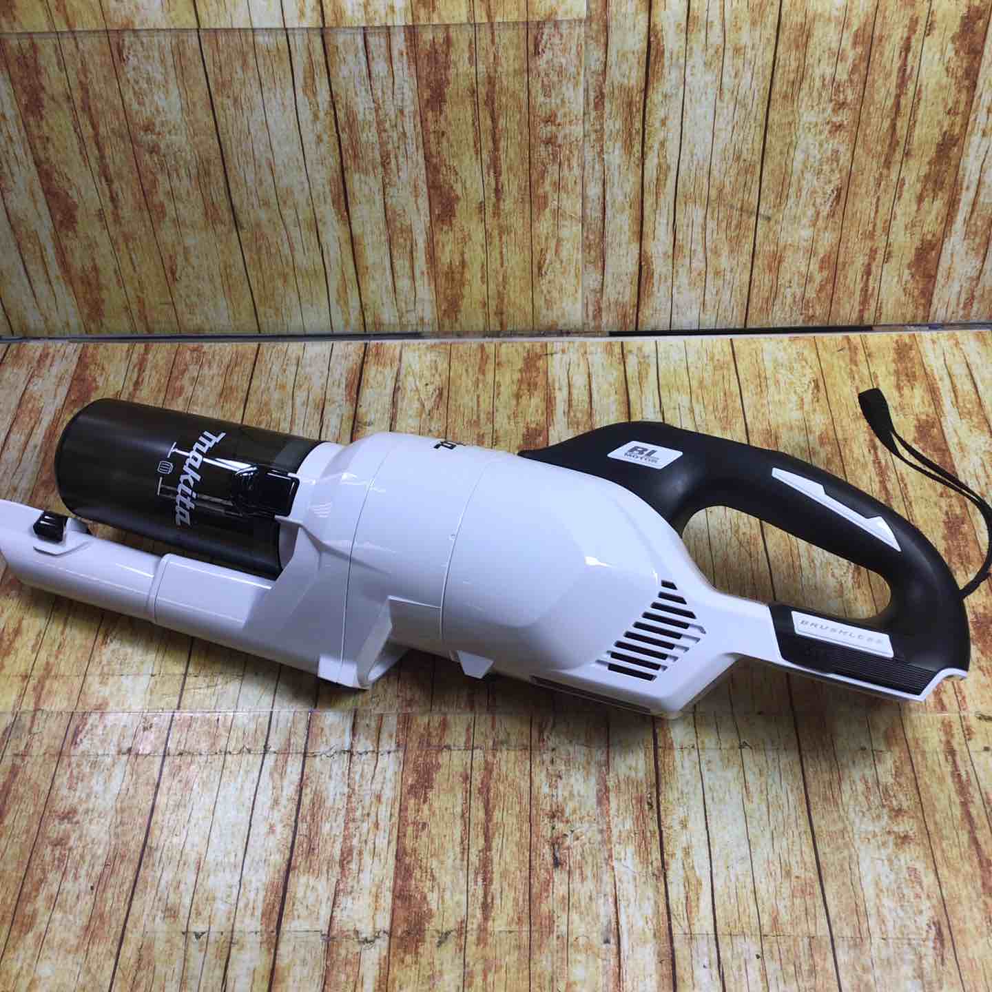 マキタ(makita) コードレスクリーナー CL286FDRFW【川崎店】 – アクト