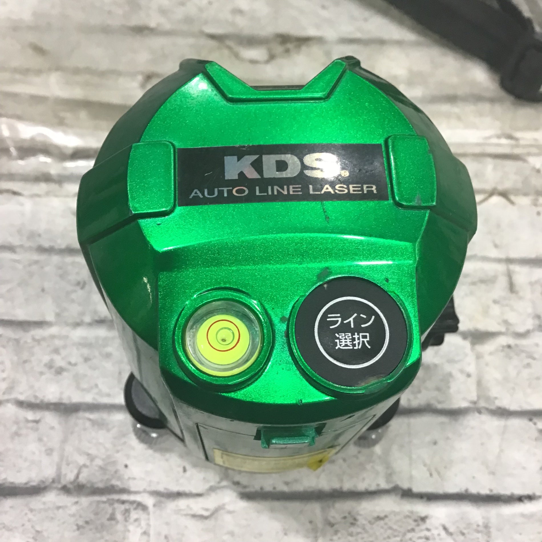 【動作確認済】12 KDS ATL-100RG 墨出し器 ケース付 223-3 楽天市場】ムラテックKDS 高輝度グリーンレーザー墨出器 ATL-100RG