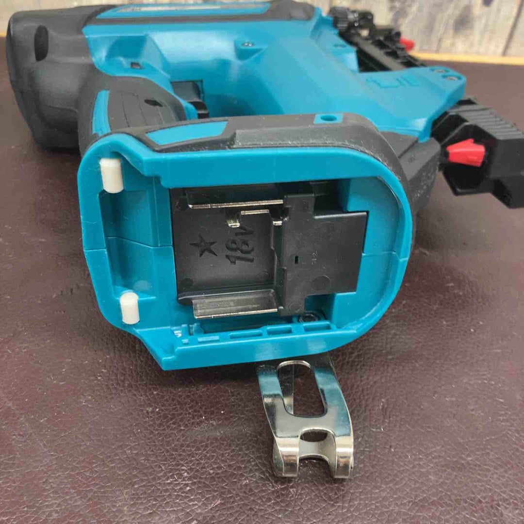 【中古品】マキタ(makita) コードレスピンネイラ PT353DRG【東大和店】