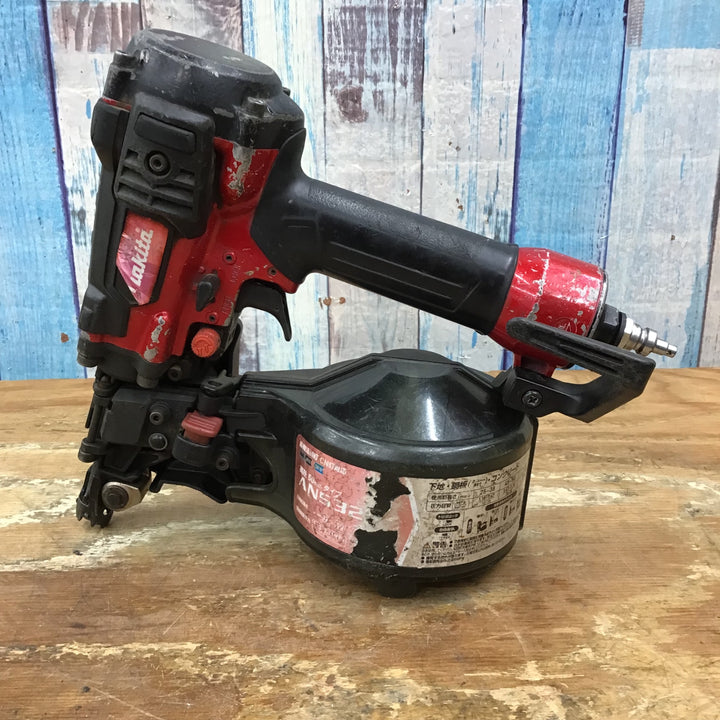 ★マキタ(makita) 高圧エア釘打ち機 AN532H【柏店】