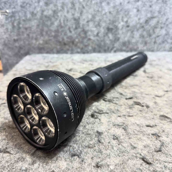 LED LENSER(レッドレンザー) X21 OPT-8421 懐中電灯 LEDライト 【桶川店】