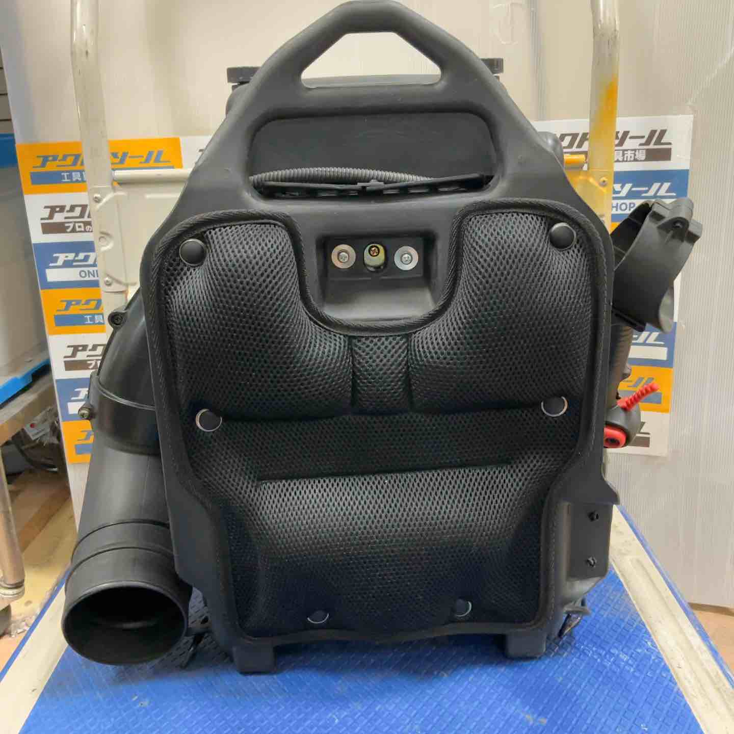 マキタ makita エンジン式ブロワ 4ストロークエンジン EUB4760【草加店