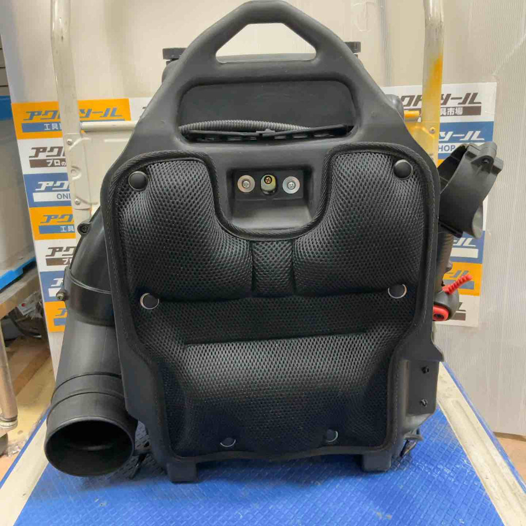 マキタ makita エンジン式ブロワ 4ストロークエンジン EUB4760【草加店】