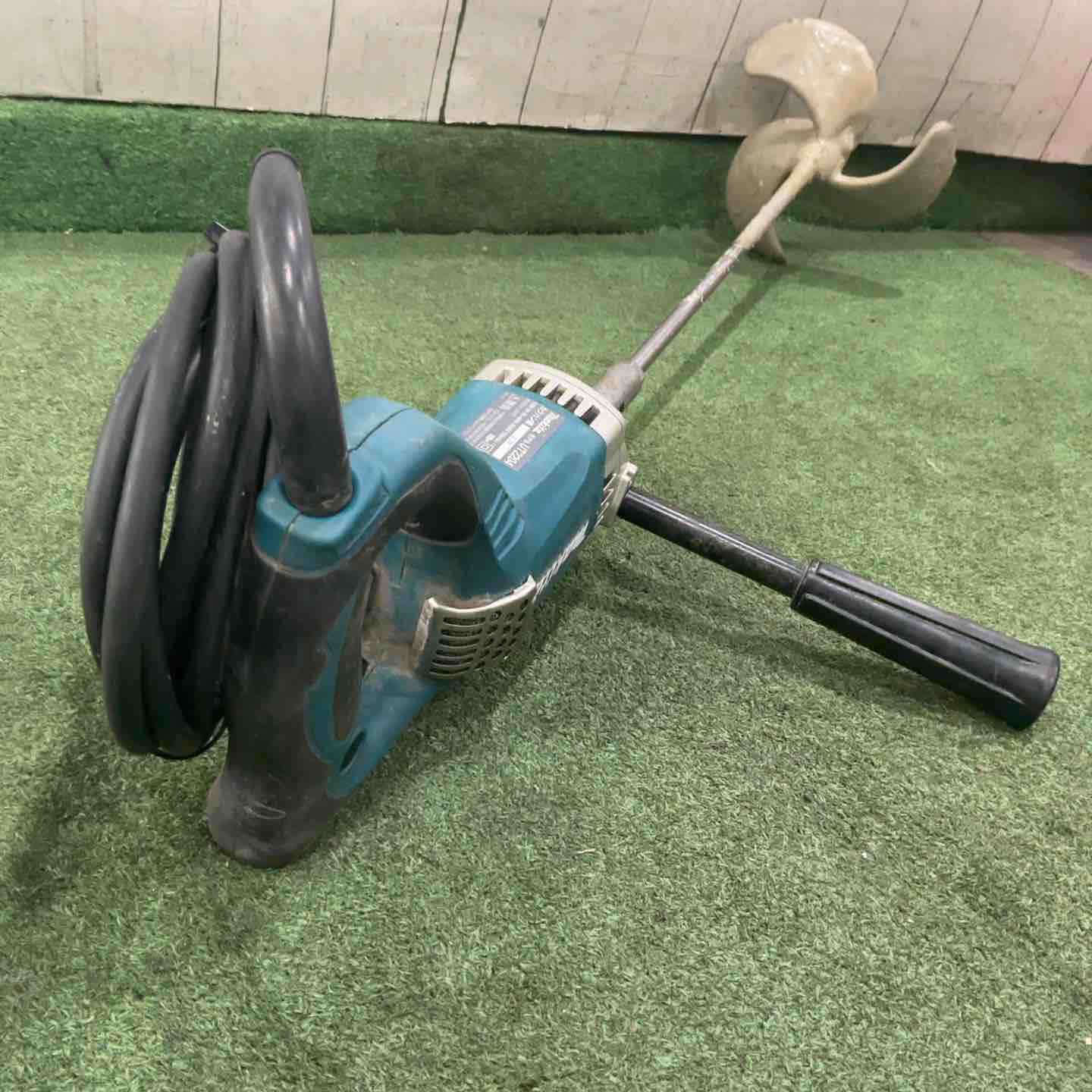 ☆マキタ(makita) かくはん機 UT2204 動作確認済【川口店】 – アクト