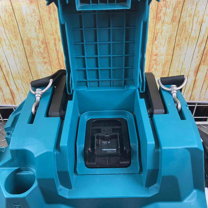 マキタ(makita) コードレス集じん機 乾湿両用 VC750DZ【川崎店】