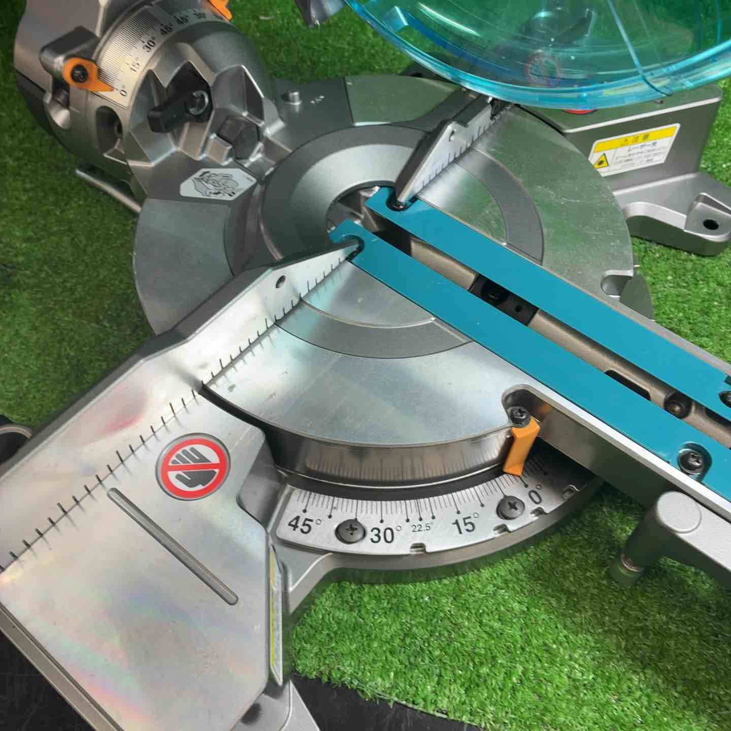 マキタ(makita) コードレススライドマルノコLS009GZ【藤沢店