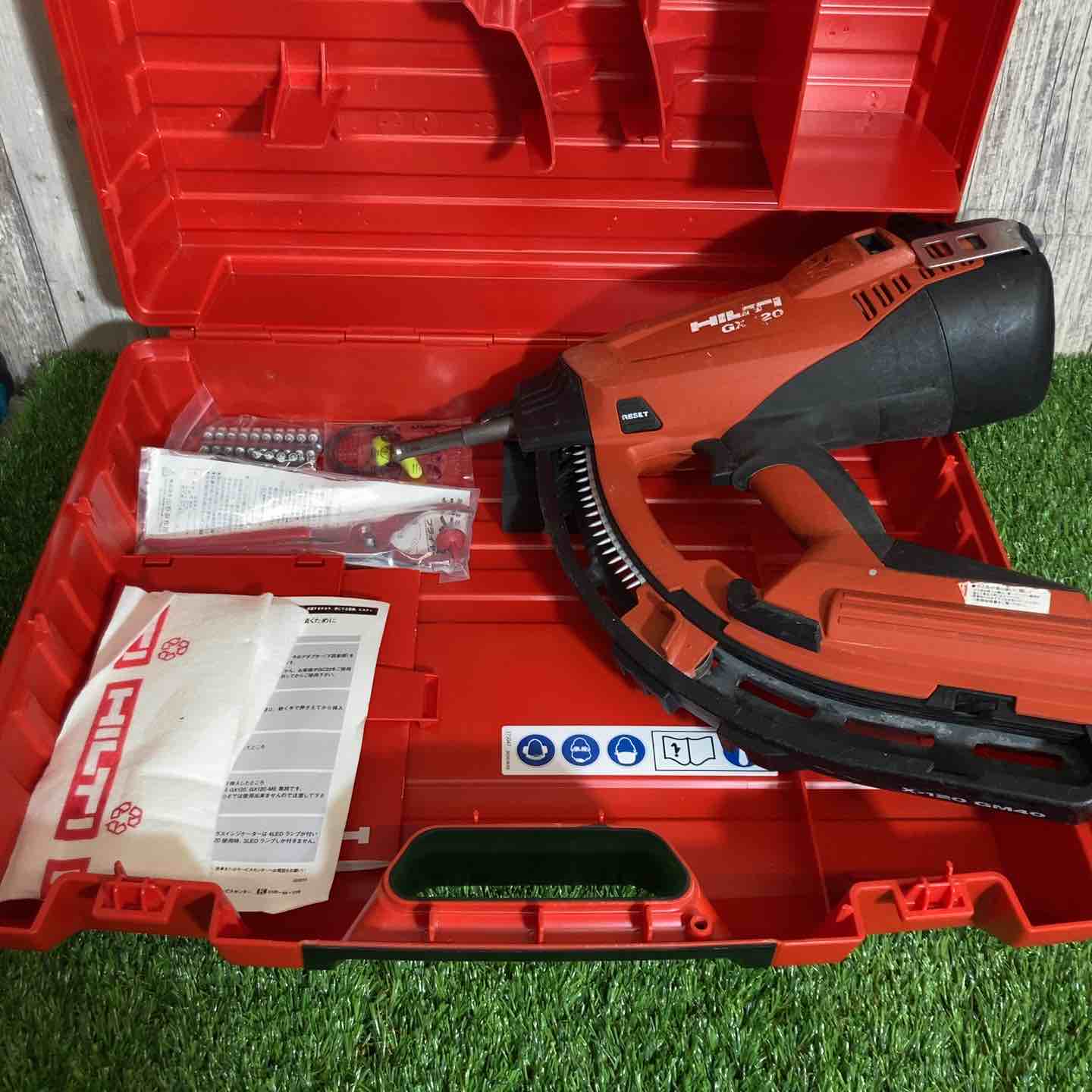 ◇ヒルティ(HILTI) ガス式鋲打機 GX120※純正ガス缶生産終了品【戸田店】 ◇ヒルティ(HILTI) ガス式鋲打機 GX120 ※純正ガス缶生産終了品【戸田店