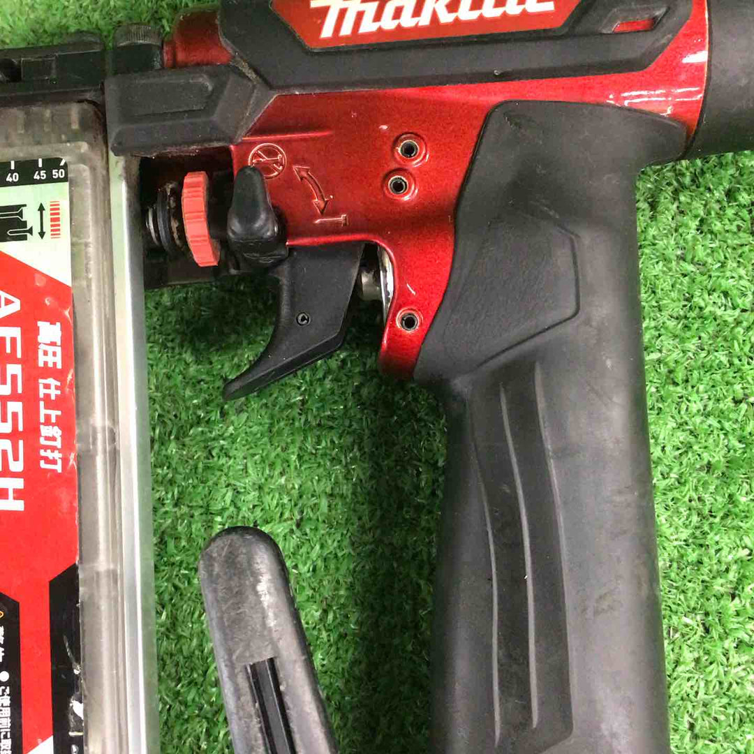 マキタ(makita) 高圧フィニッシュネイラ AF552H【川崎店】