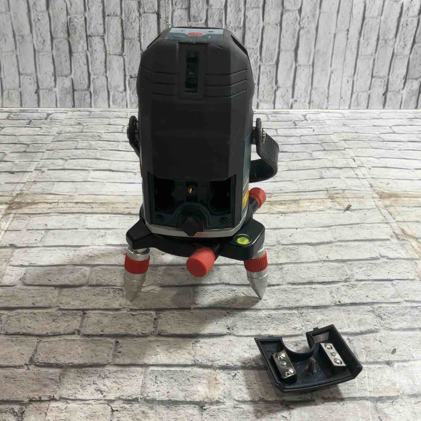 ボッシュ GLL5-40G 墨出し器 中古品 受光器 赤レーザー 三脚付 【ハンズクラフト宜野湾店】 GLL5-40ELR レーザー墨出し器 (受光器付) 5ライン 1台 BOSCH(ボッシュ