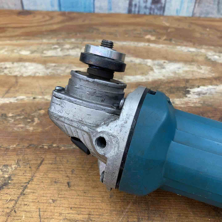 【中古品】☆マキタ(makita) ディスクグラインダ 低速高トルク ブレーキ付 100mm 9533BLA カバー欠品【柏店】