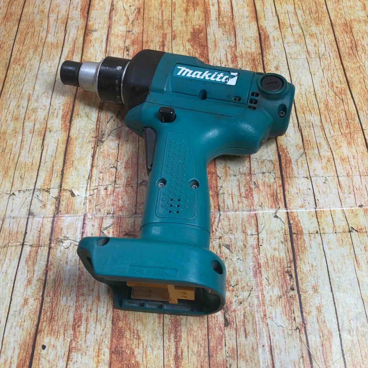 お買い得！マキタ　スクリュードライバー　FT084FD マキタ スクリュードライバ モデル：FT084FD【川崎店】 – アクト