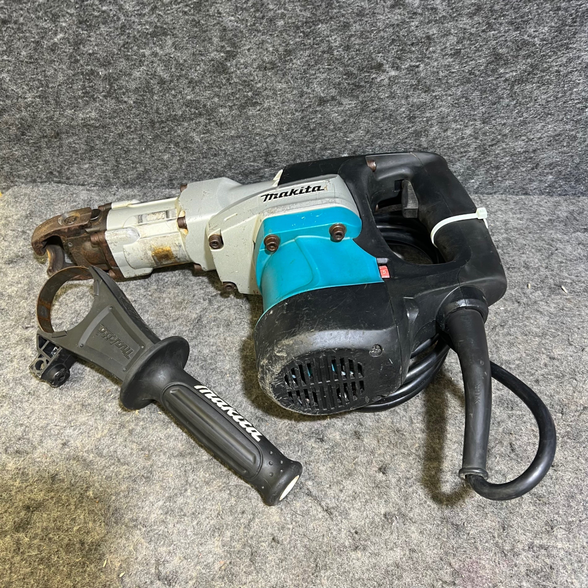 ★マキタ(makita) ハンマドリル HR4030C【桶川店】