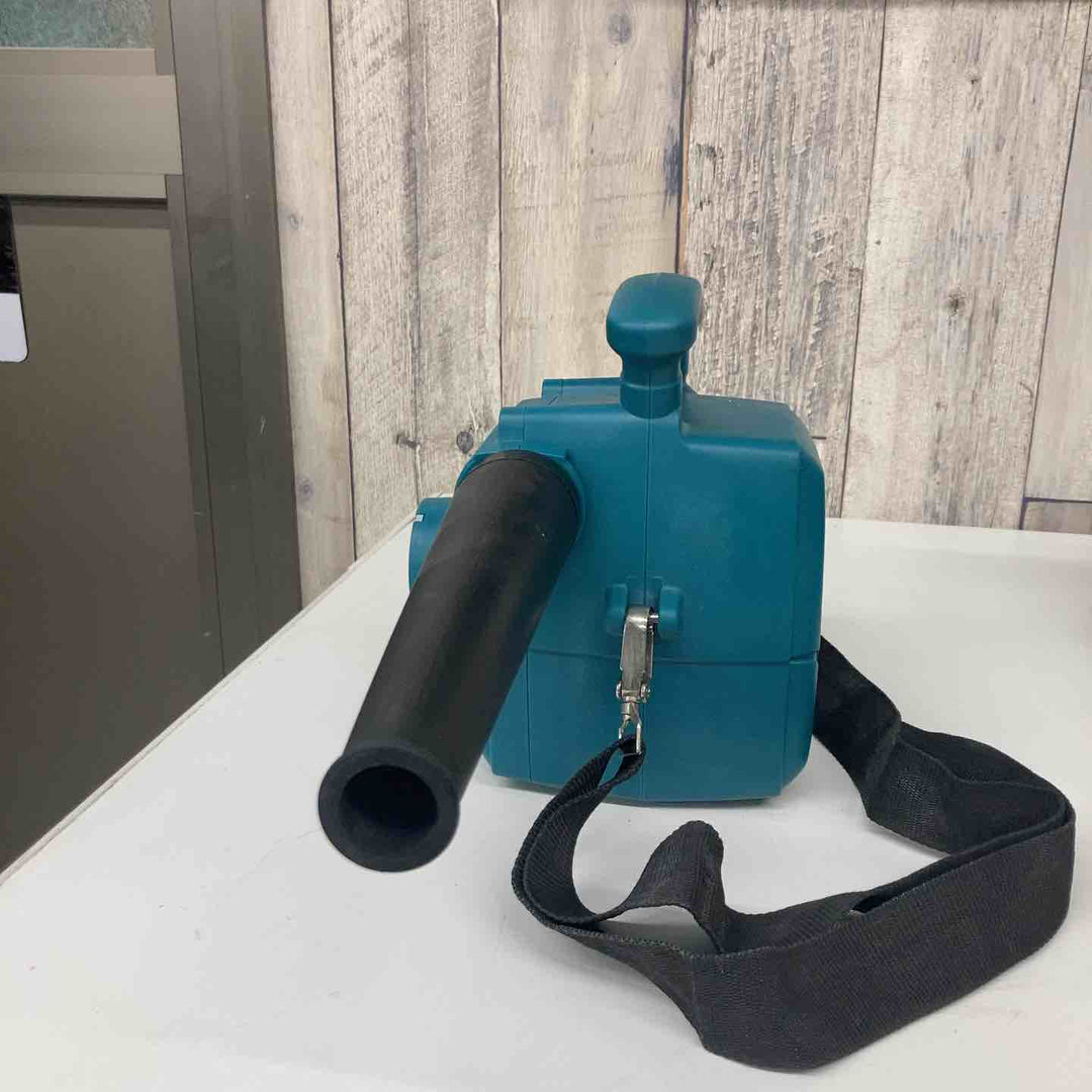 ☆マキタ(makita) コードレス集じん機 VC350DZ　18V対応本体のみ【戸田店】