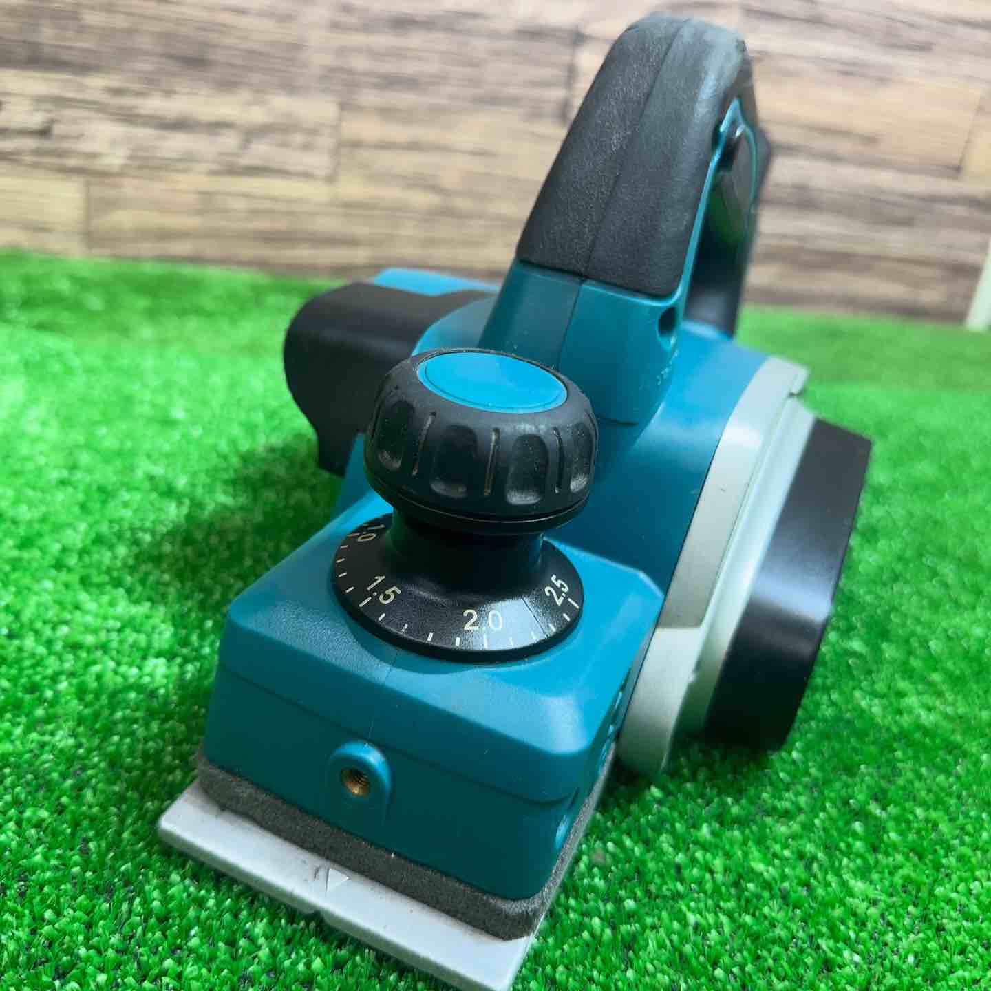 マキタ(makita) 電気カンナ KP0800A【桶川店】 マキタ(makita) 電気カンナ KP0800A【桶川店】 – アクトツール