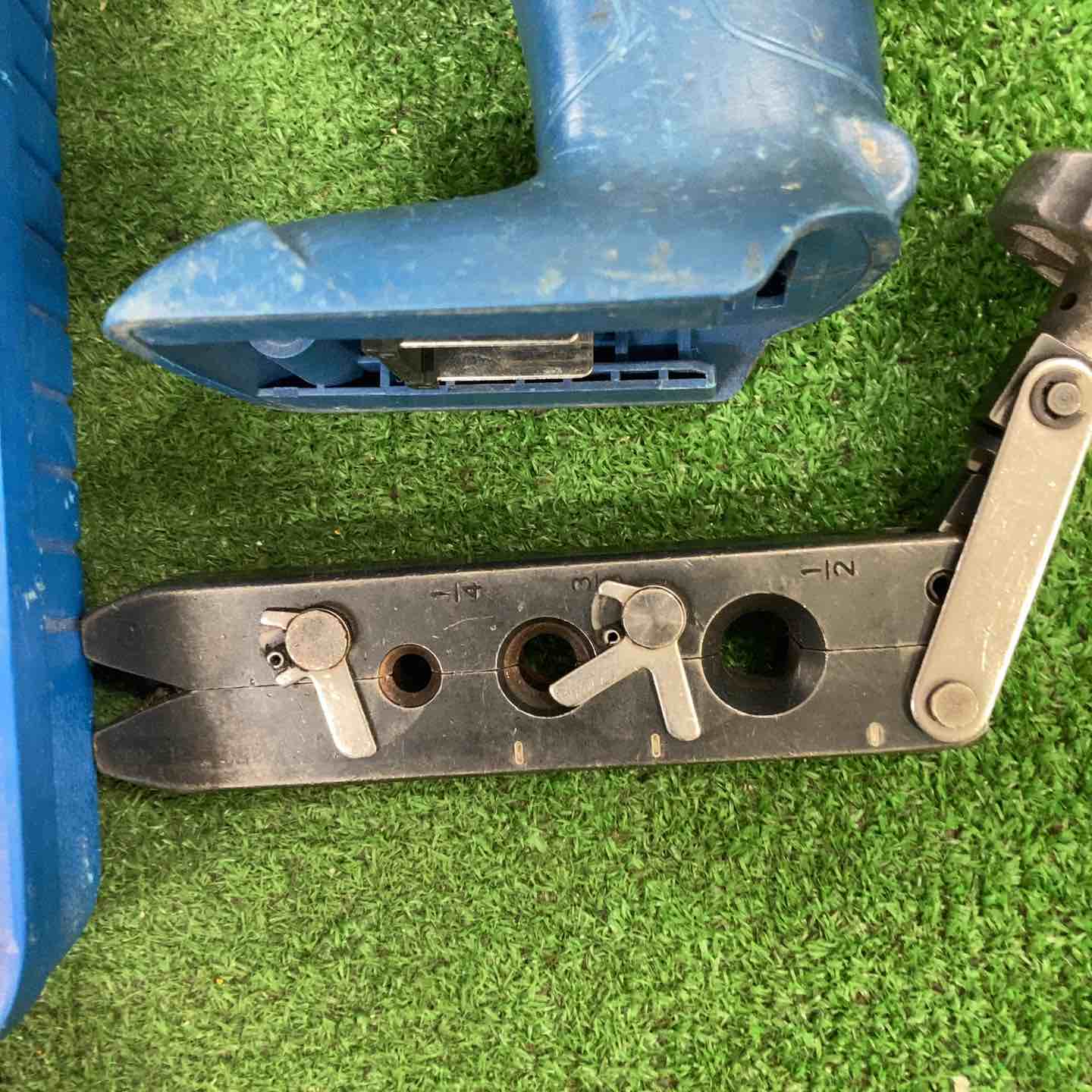◇タスコ(TASCO) コードレスフレアー TA550VF 電動フレアツール