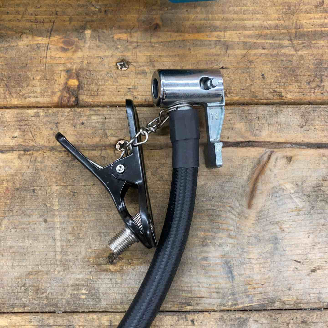 ★マキタ(makita) コードレス空気入れ MP180DZ【所沢店】