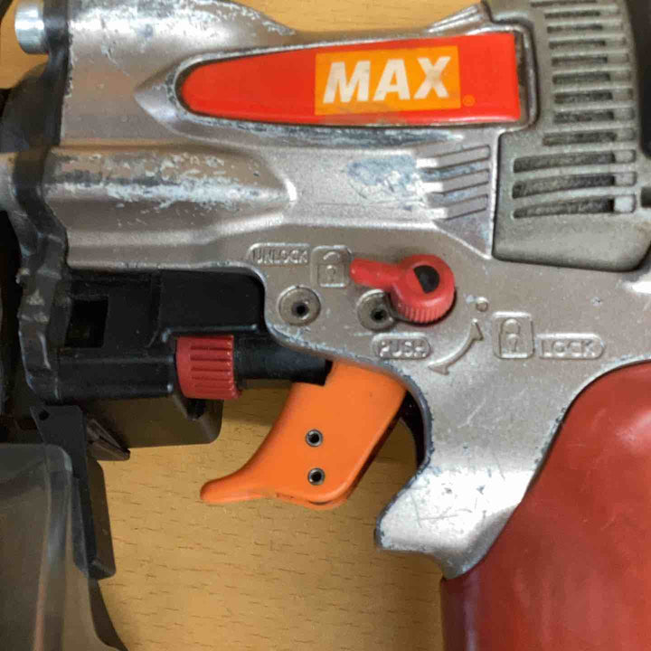 ☆マックス(MAX) 高圧エア釘打ち機 HN-65Z1【越谷店】