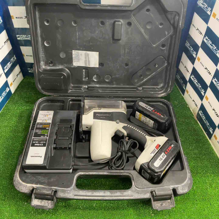 ◇パナソニック(Panasonic) コードレス角穴カッター EZ4543LS2S-B【草加店】