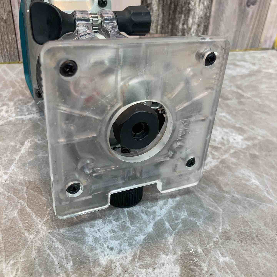 ★マキタ(makita) コードレストリマー RT50DZ【八潮店】