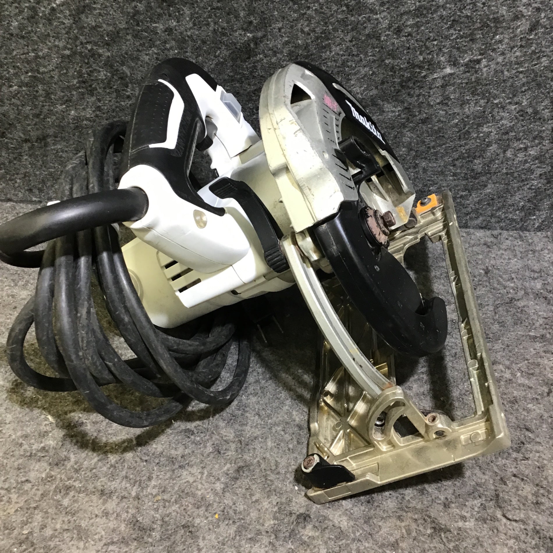 ☆マキタ(makita) 電子マルノコ 5732CW【桶川店】 – アクトツール