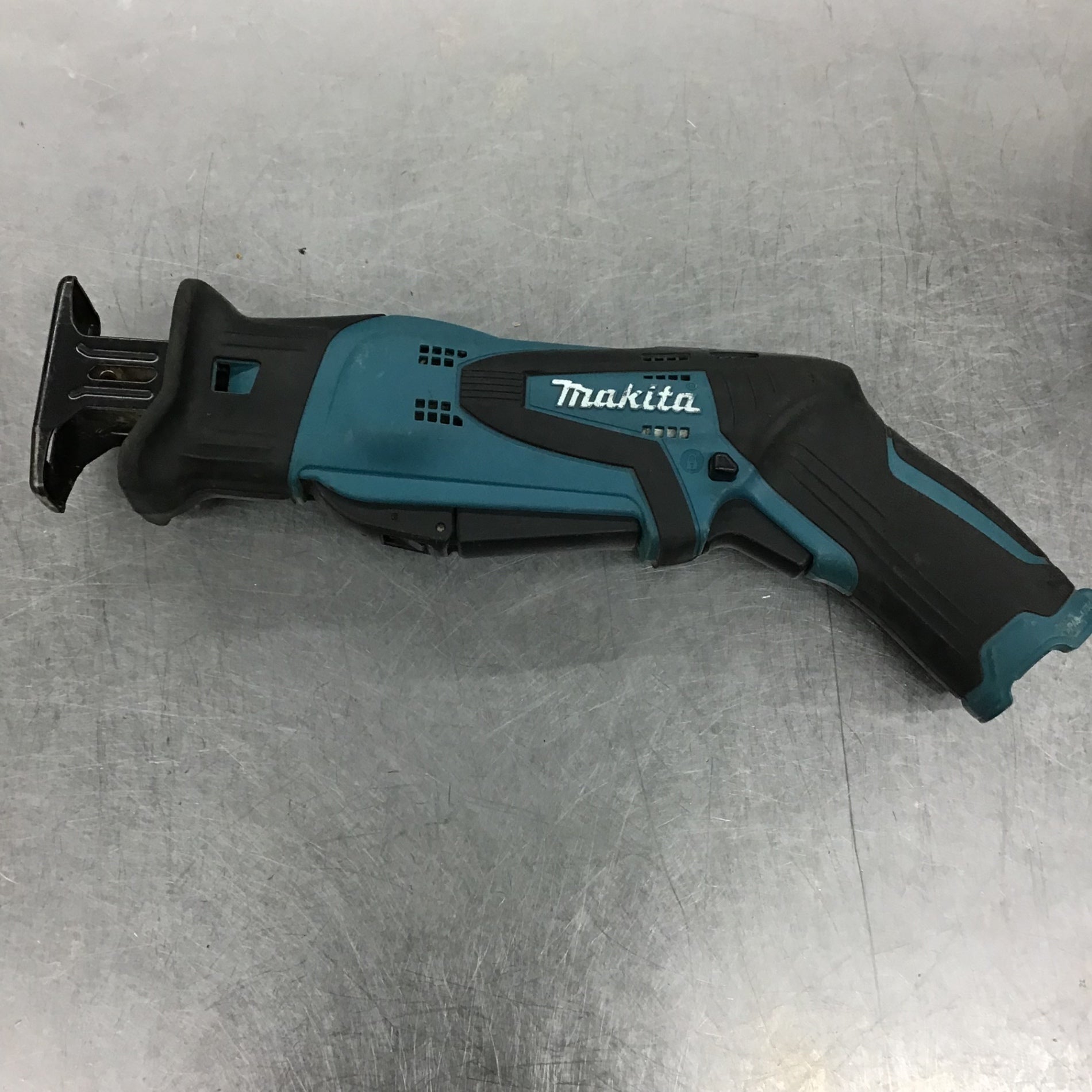 ★マキタ(makita) コードレスレシプロソー JR101DZ　本体のみ【戸田店】 ☆マキタ(makita) コードレスレシプロソー JR101DZ【戸田店】 – アクト