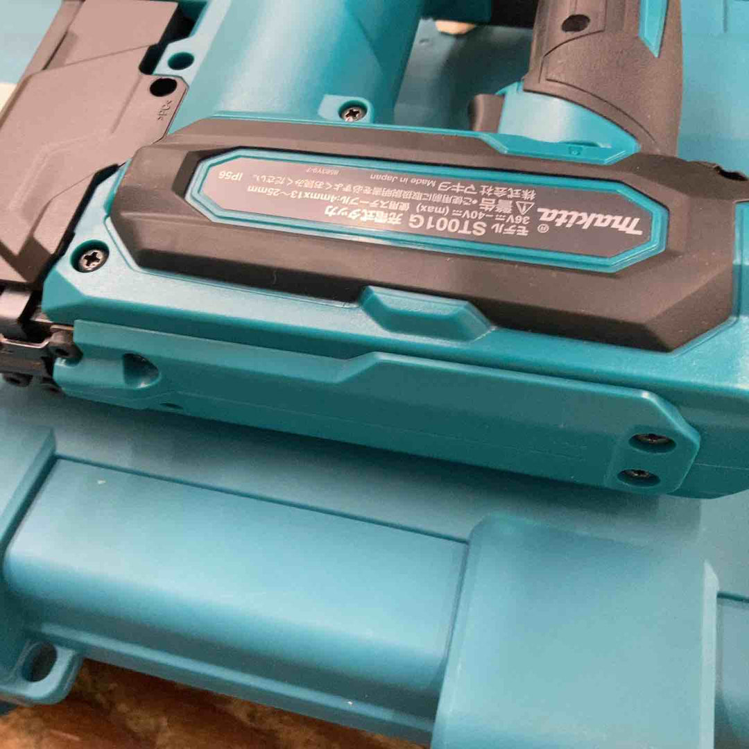 ★マキタ(makita) コードレスタッカー ST001GZK【柏店】