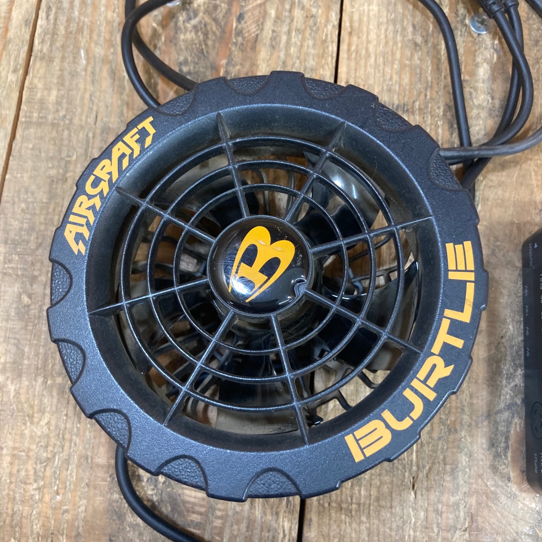 バートル　ファンユニット　AC370　エアークラフト　新品・未使用品 Amazon.co.jp: [バートル] BURTLE 新型ブラックファンユニット